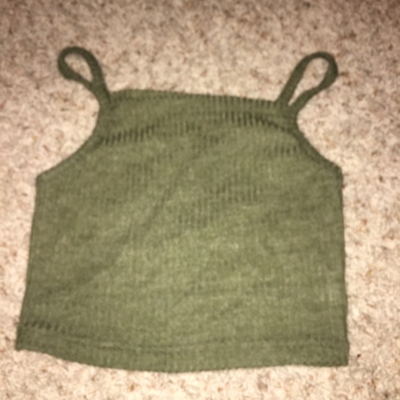 Crop top - Picture 1 of 1